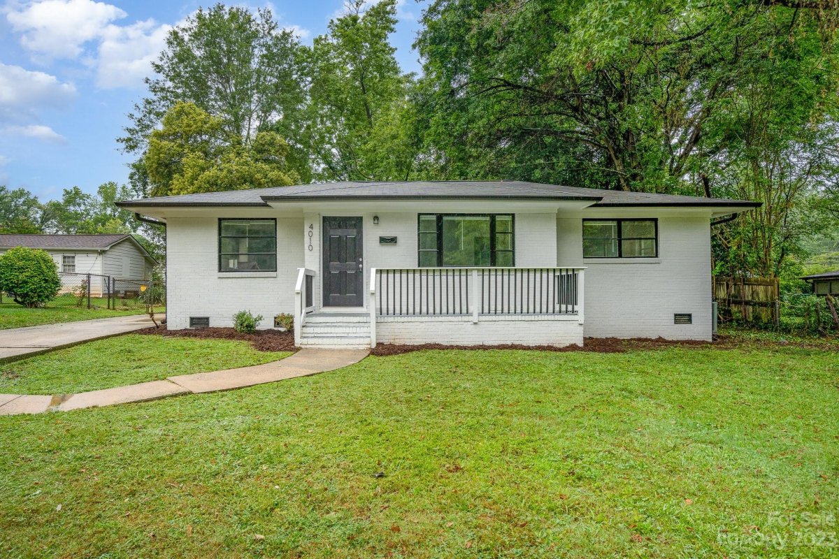 4010 Foxford Place