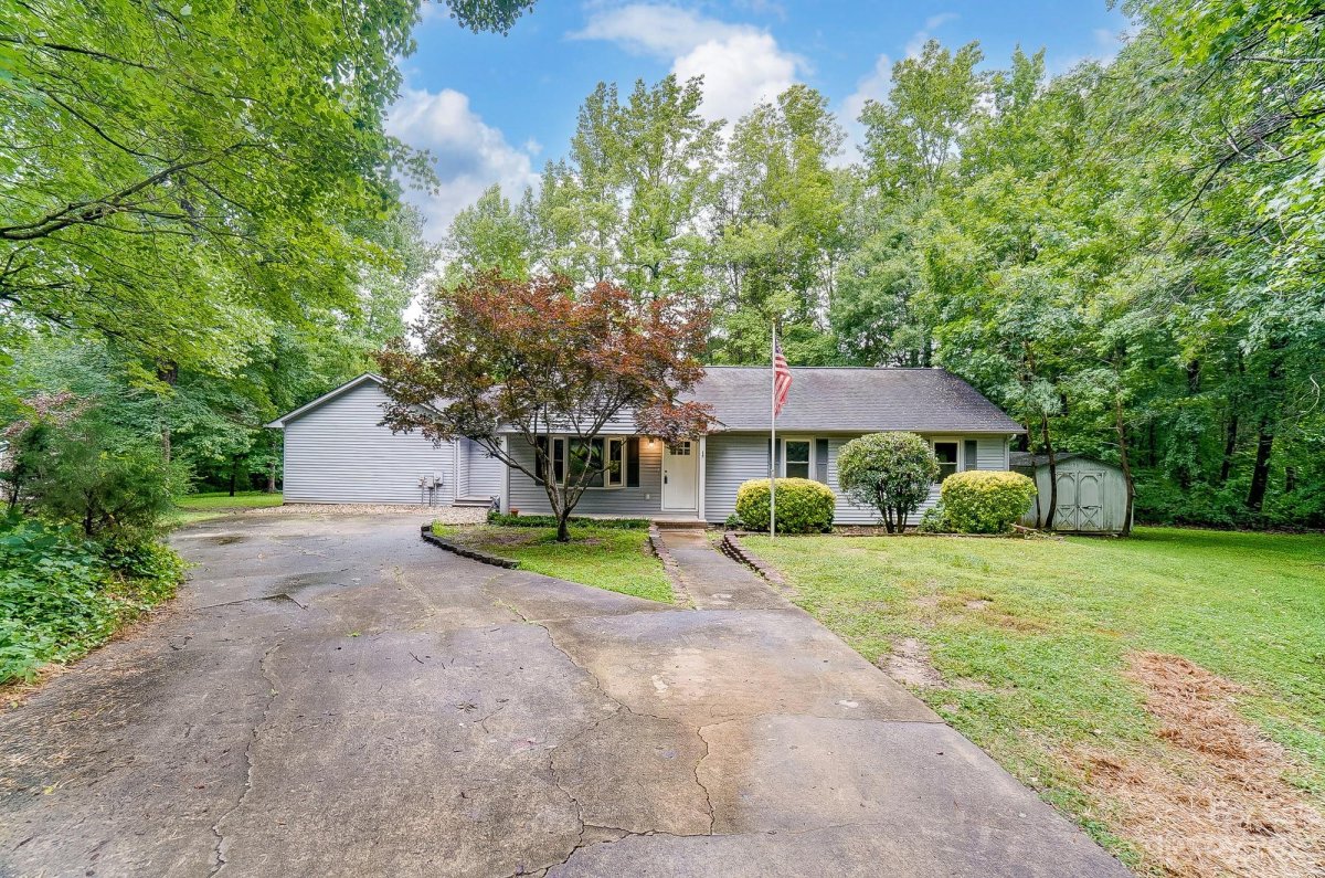 226 Timberland Loop