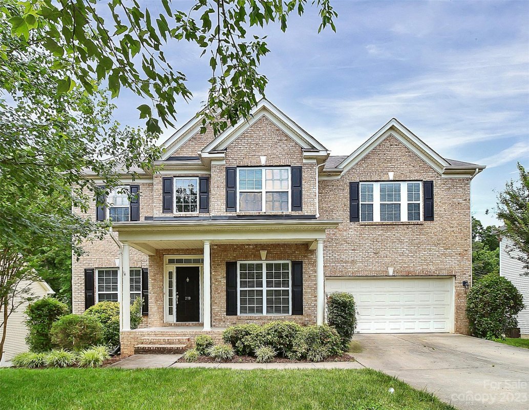 219 Golden Valley Drive