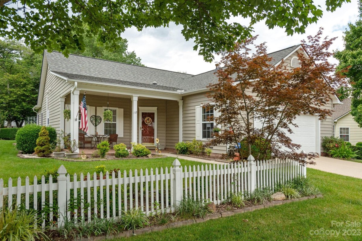192 Cambridge Drive