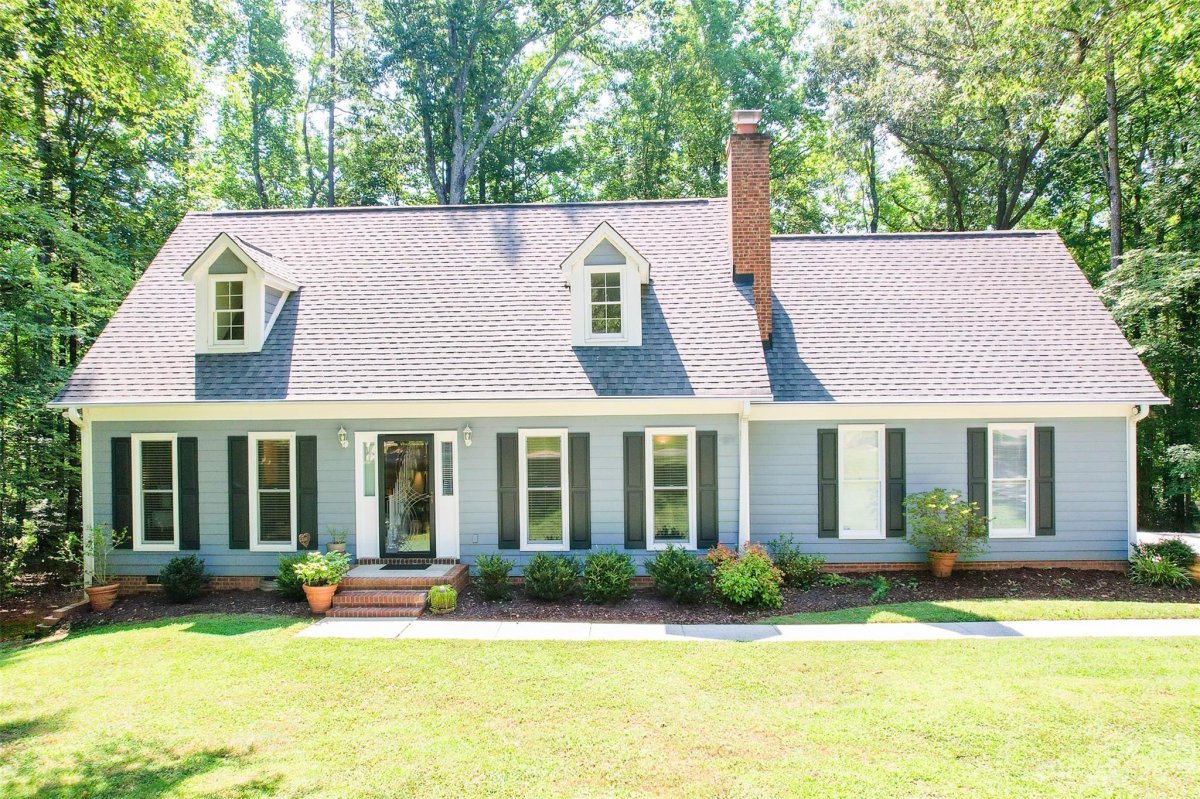 206 Ballard Court