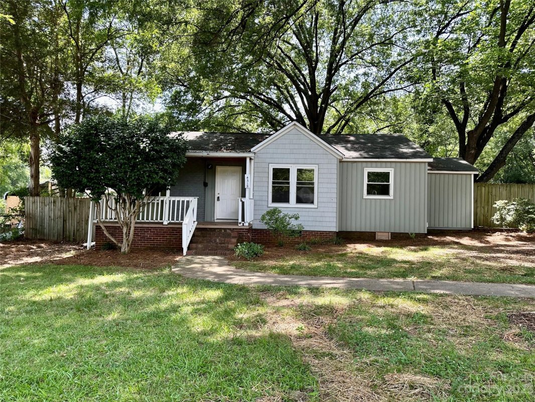 4315 Glenwood Drive