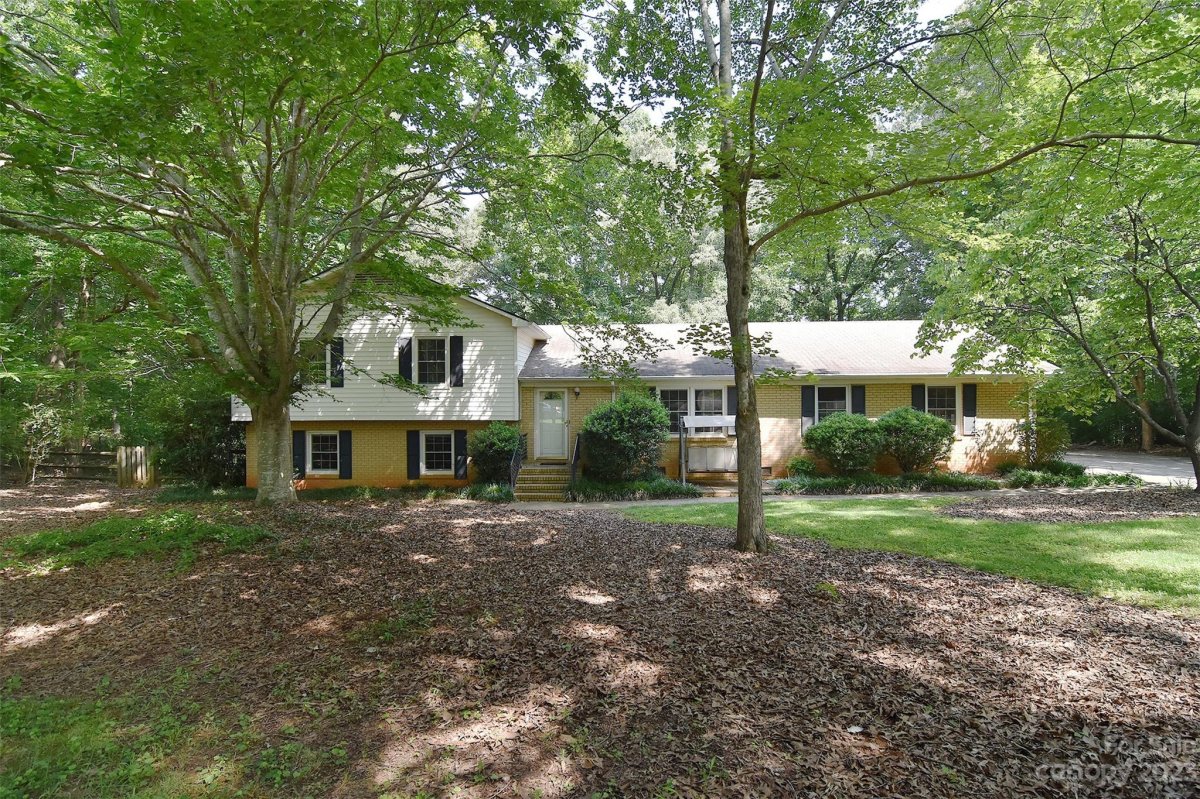425 Yamasee Road