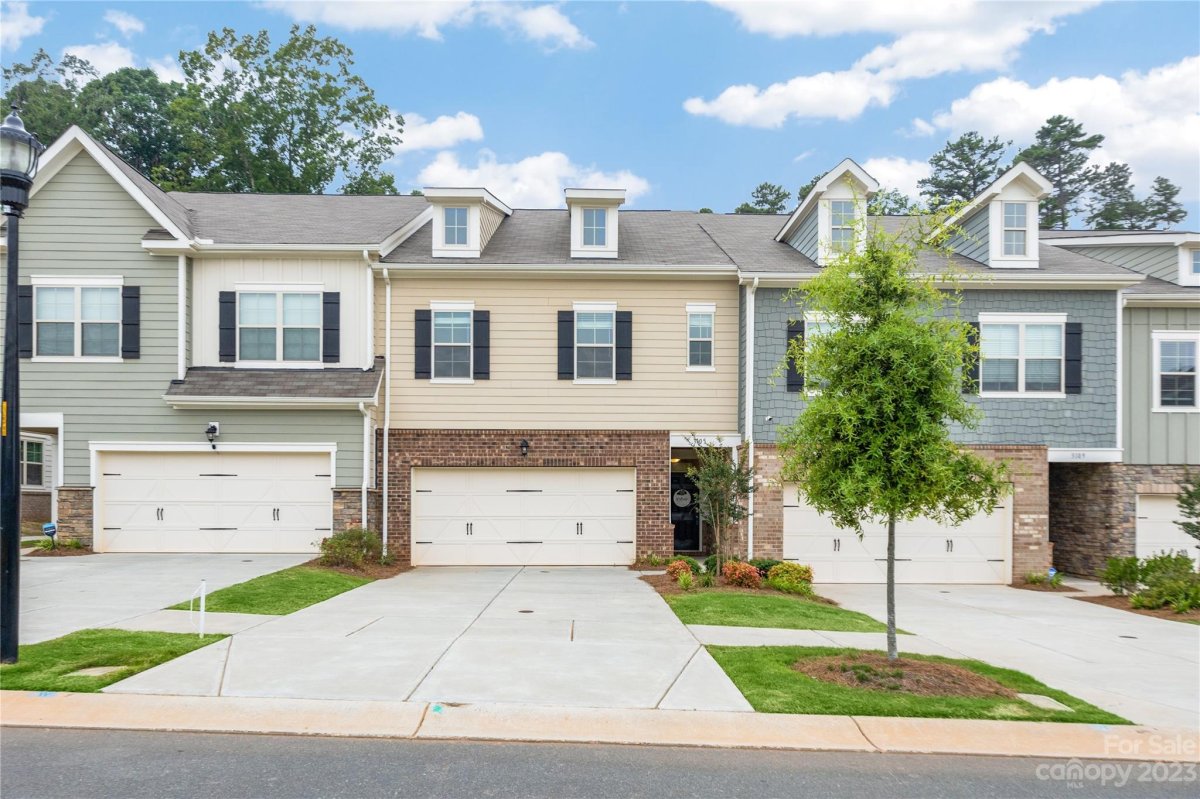 3105 Glen Hope Way