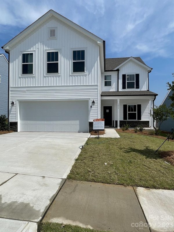 3035 Pinehills Way