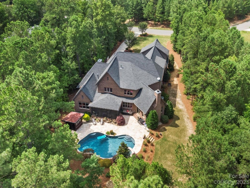 2041 Sugar Pond Court