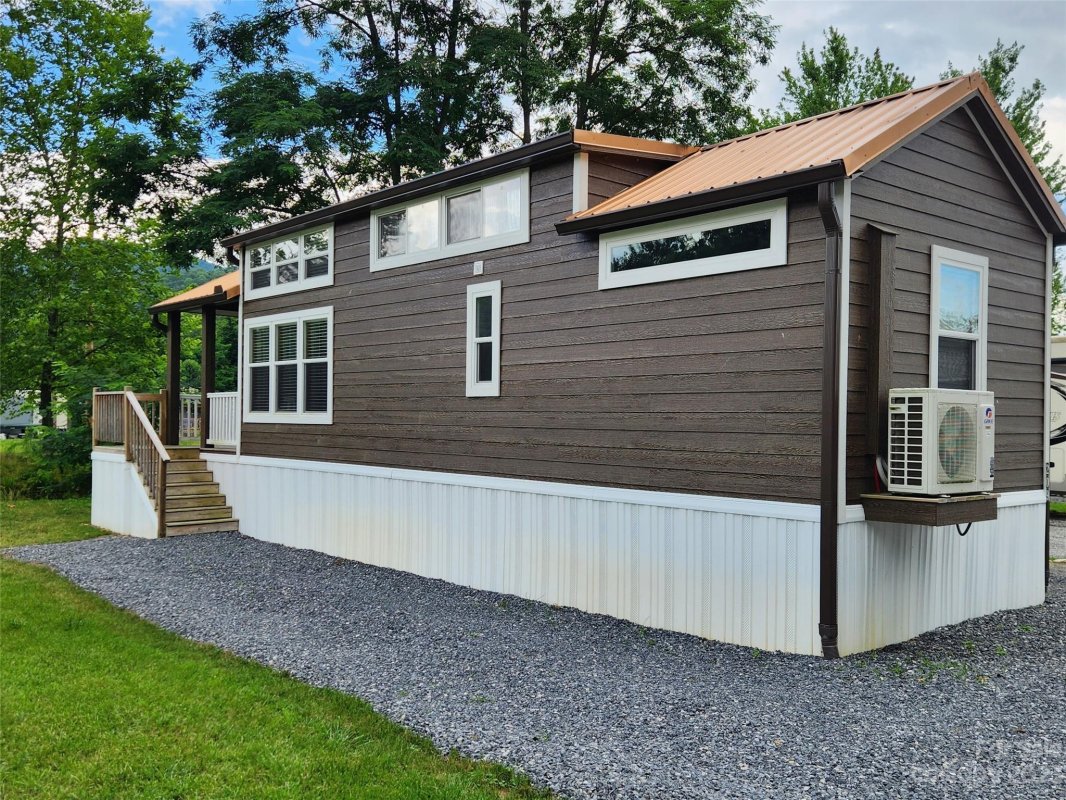 209 Mallard Loop