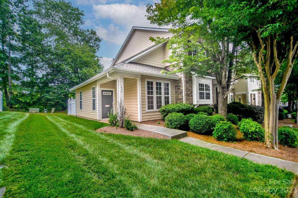 425 River Park Road