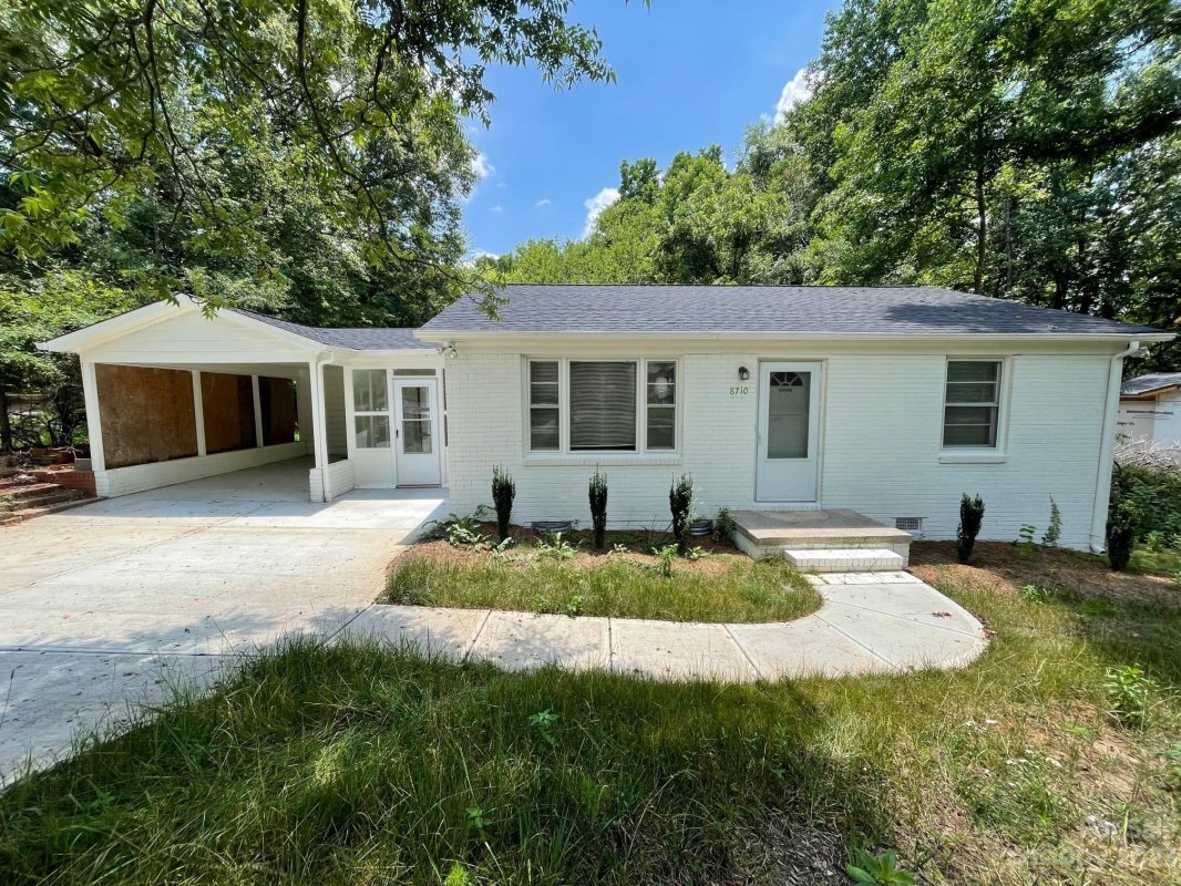 8710 Moody Road