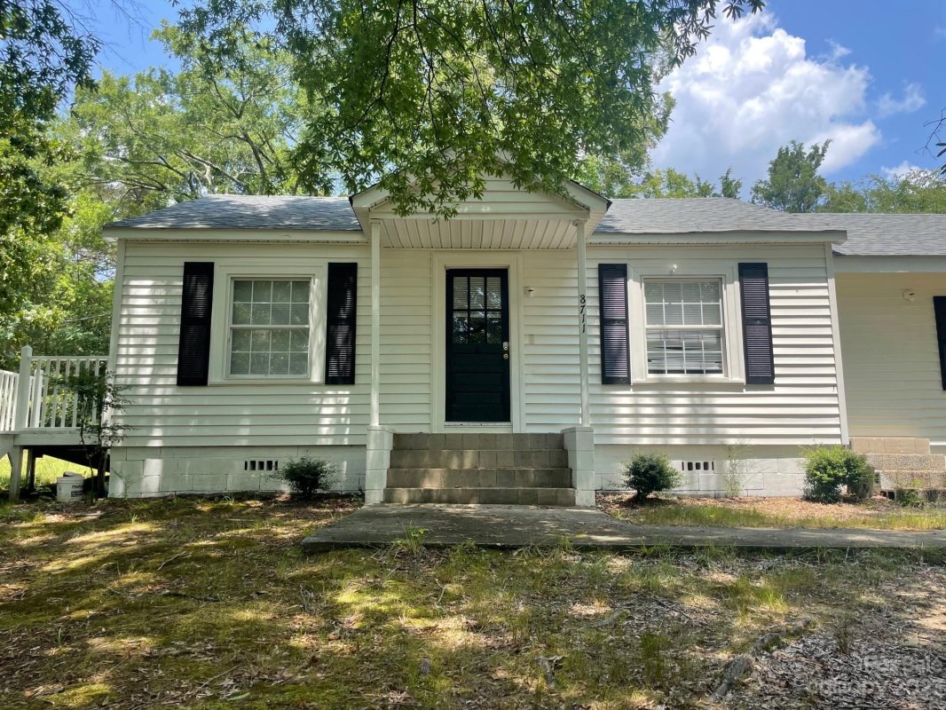 8711 Moody Road