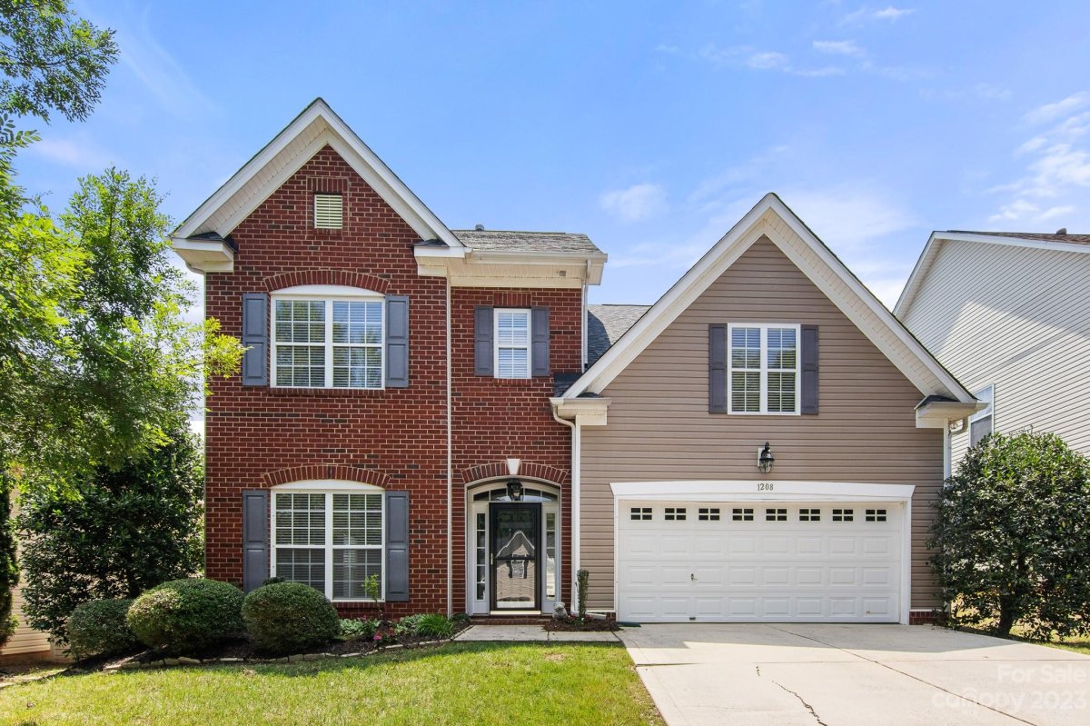 1208 Mountain Laurel Court