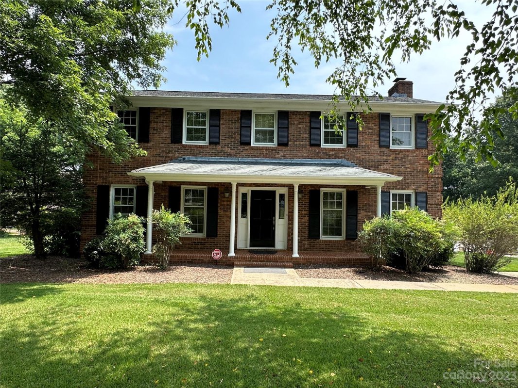 9022 Dartmoor Place