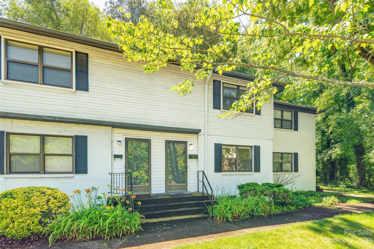 615 Biltmore Avenue A5