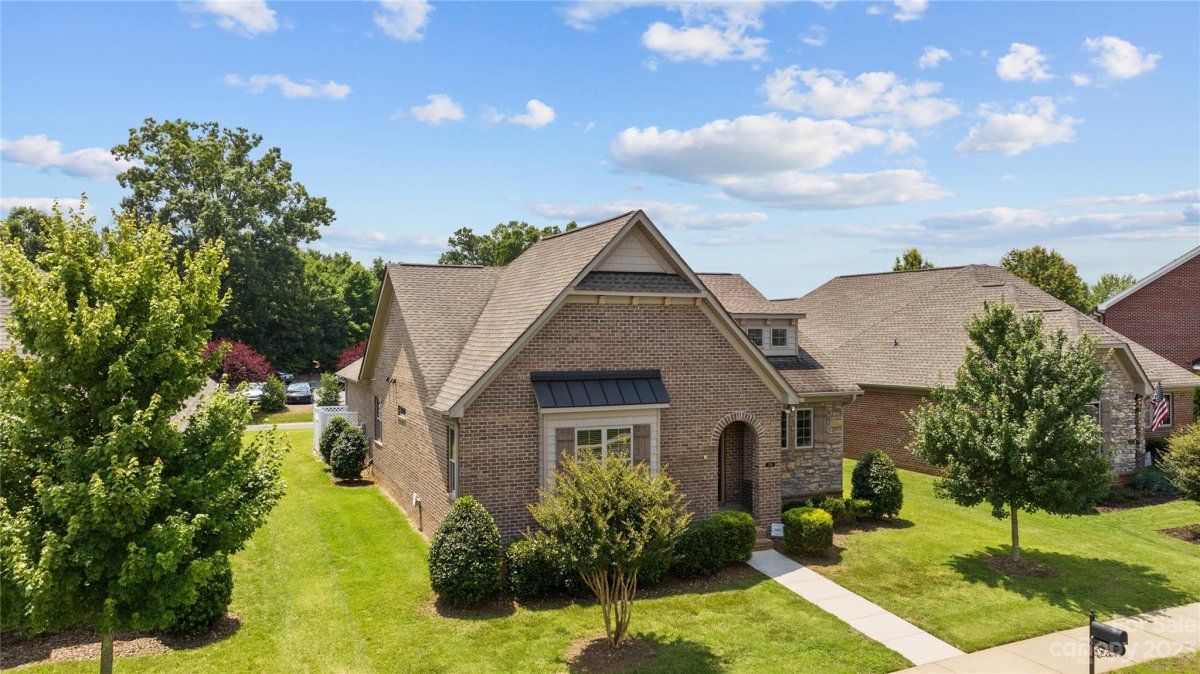 236 Harrison Lane