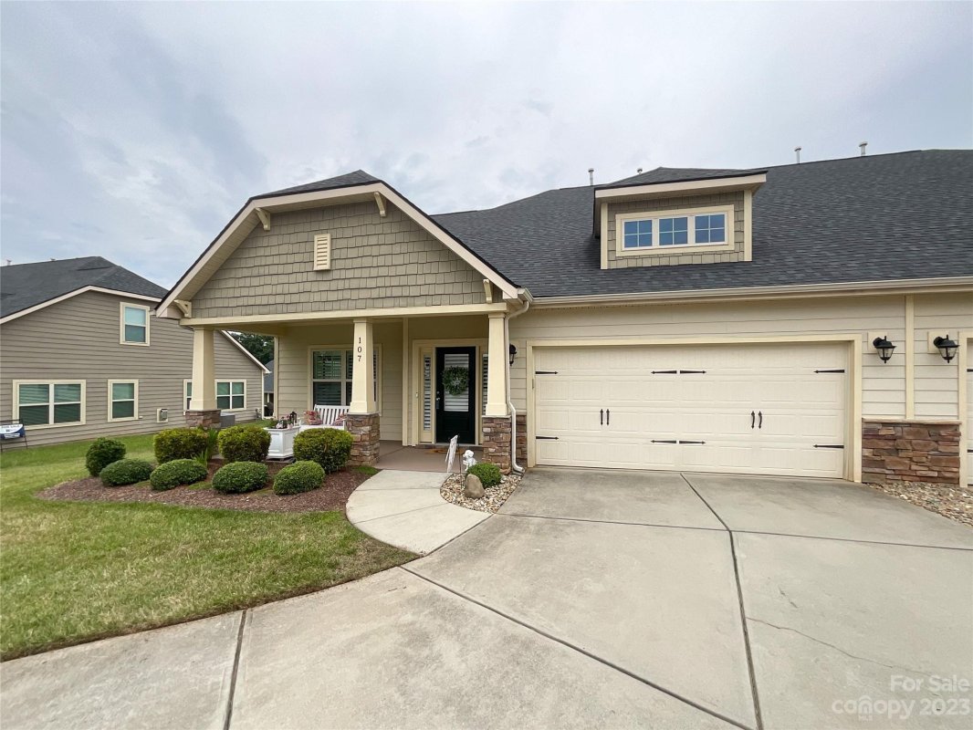 107 Damsire Court