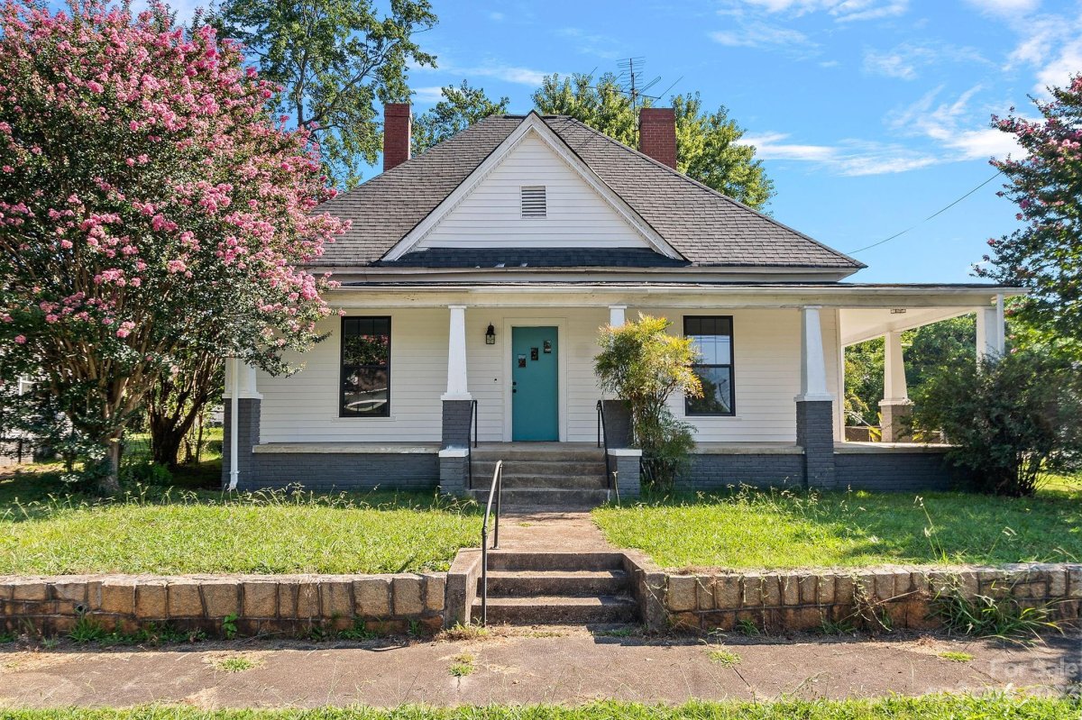 118 Heilig Avenue