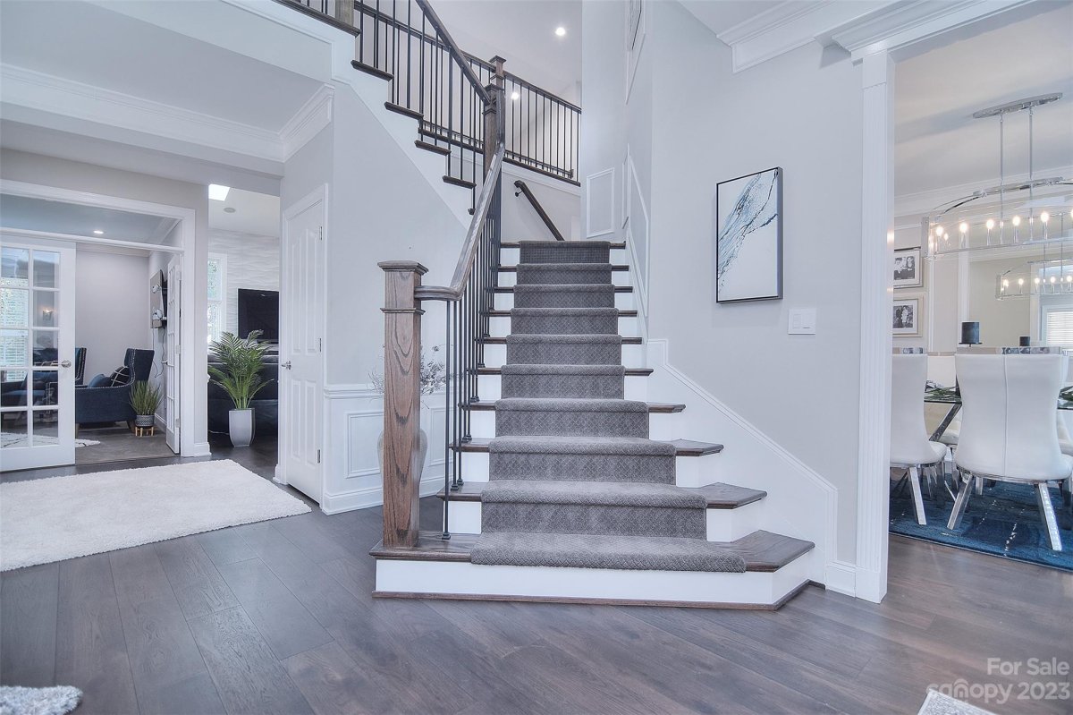 7811 Woodmere Drive