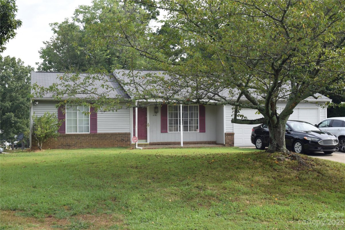 6552 Rocklake Drive