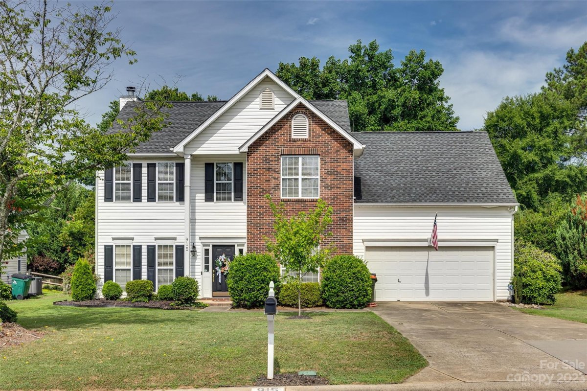 915 Knightsbridge Road