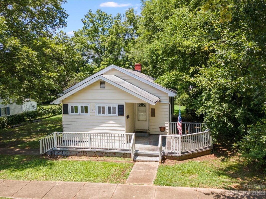 100 Hicks Circle
