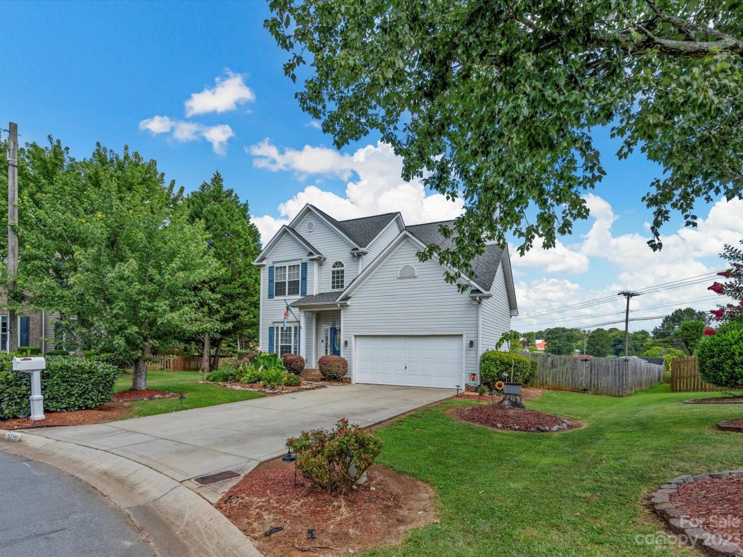 5720 Autumn Knoll Place