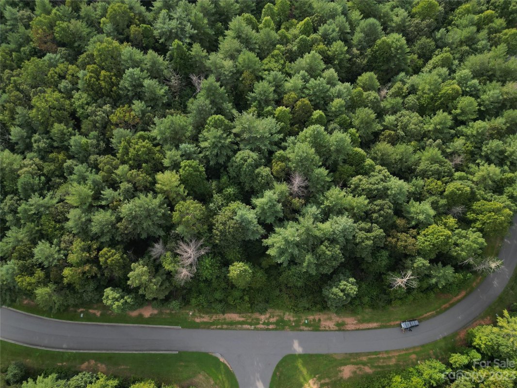 1119 Lakeside Way
