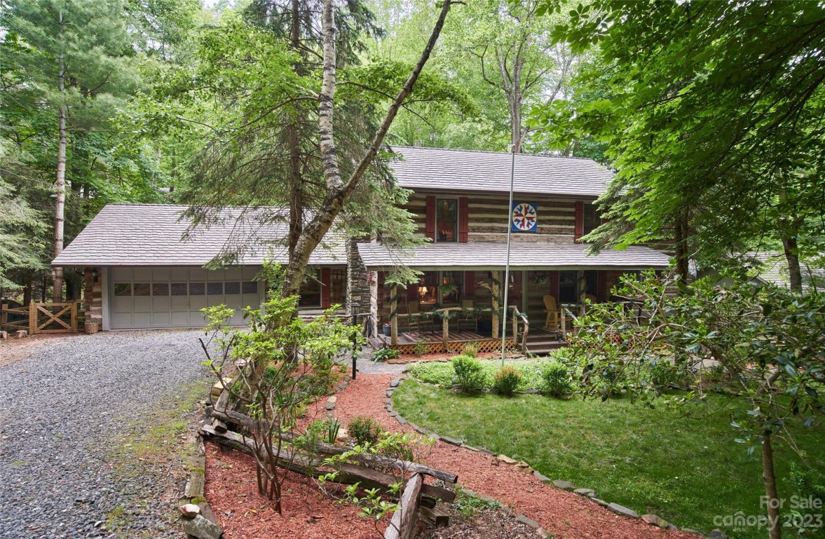 364 Stonebridge Lane