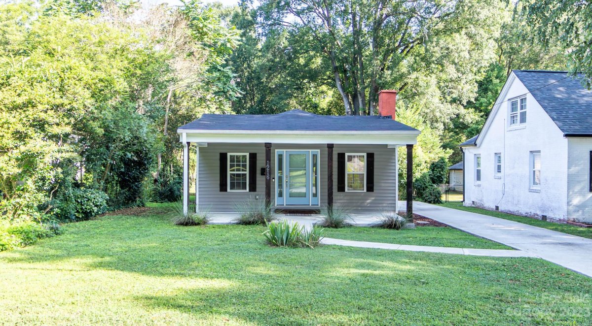1216 Jackson Road