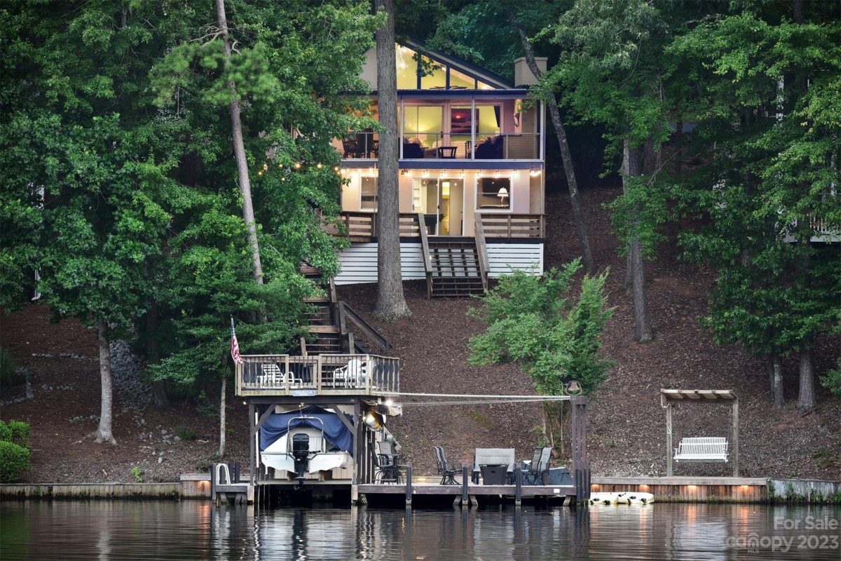 540 Deerfield Road