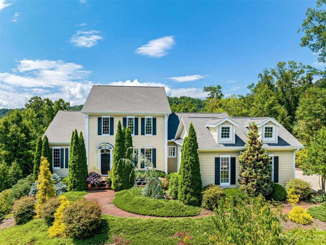 36 High Bluff Drive