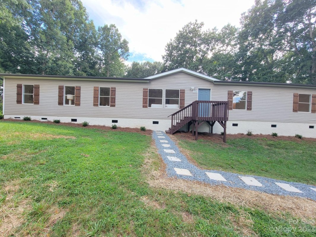 1038 Cherry Tree Court