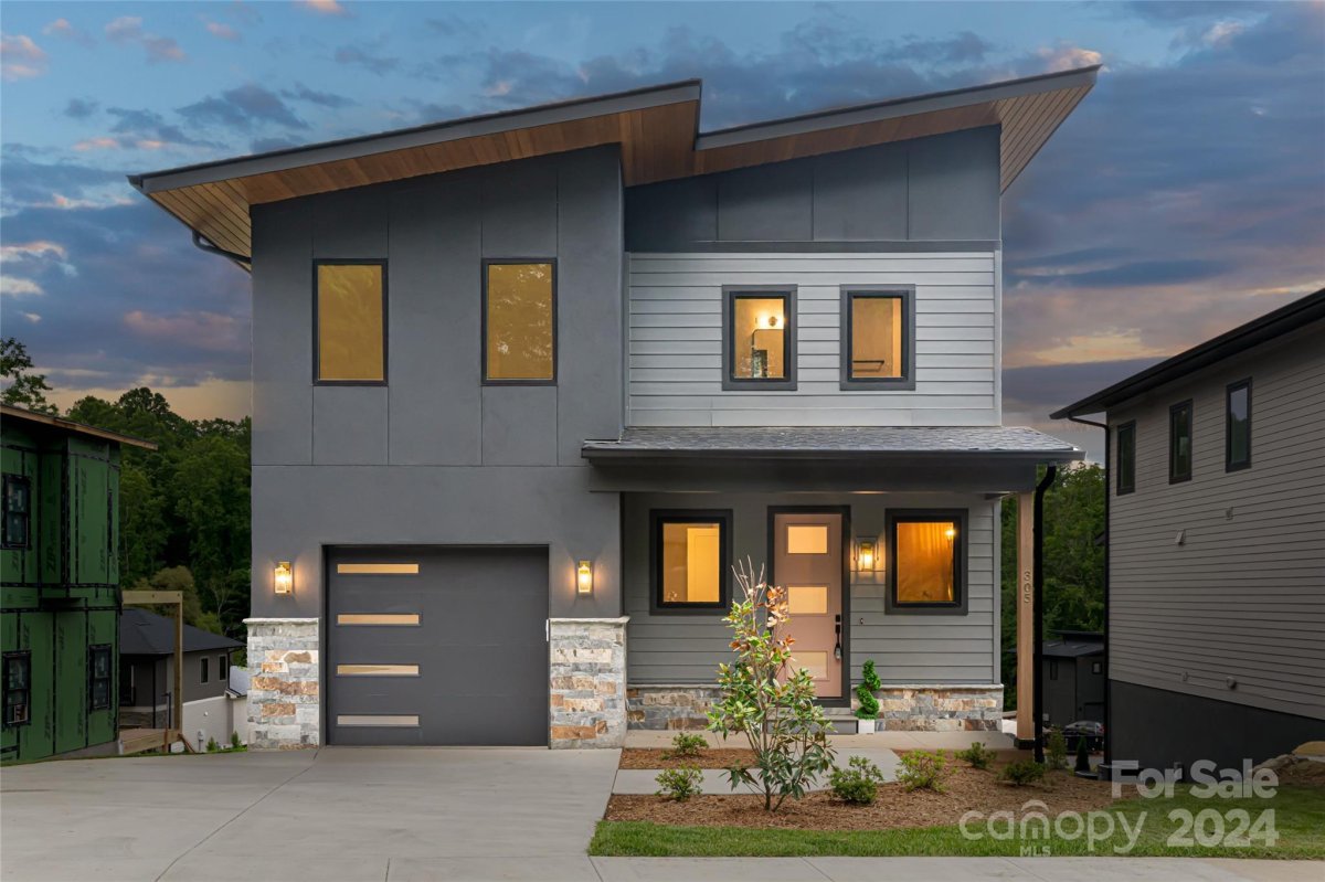 305 Iron Ridge Loop