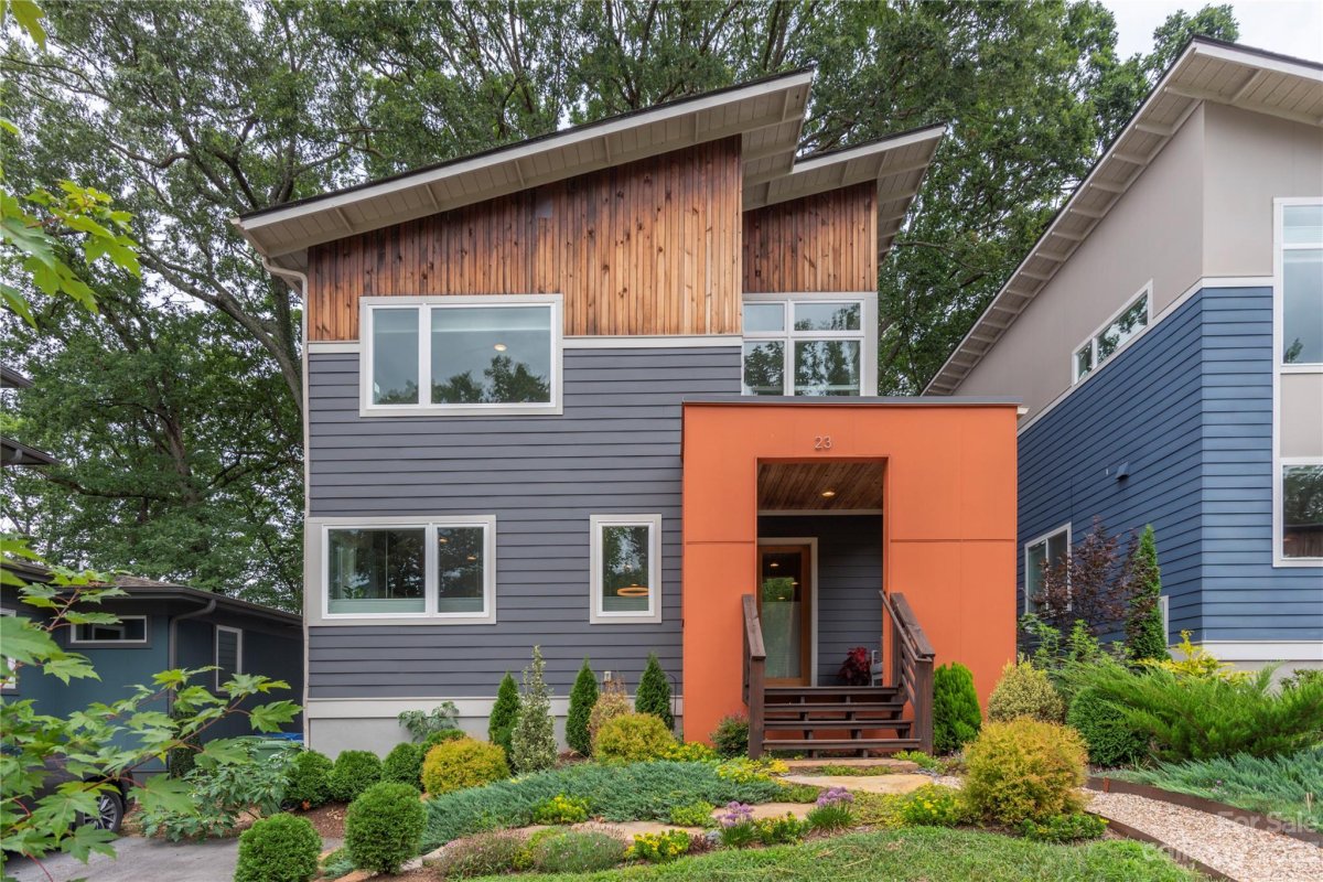 23 Mauricet Lane
