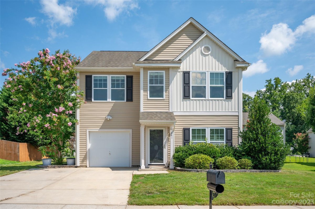 1441 Winter Drive