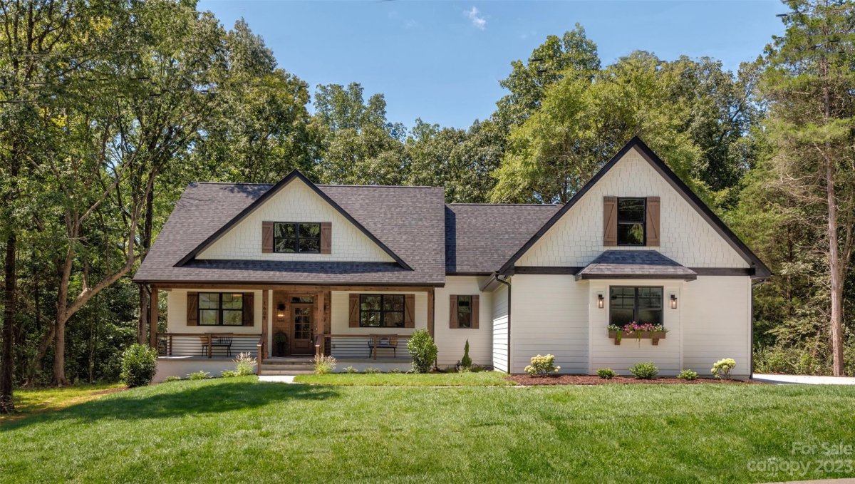 1605 Breezewood Drive