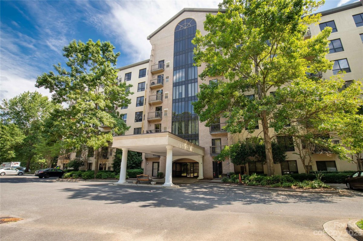 211 Heritage Boulevard 602