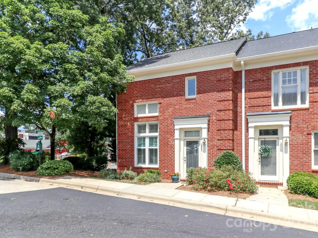 2501 Dilworth Heights Lane