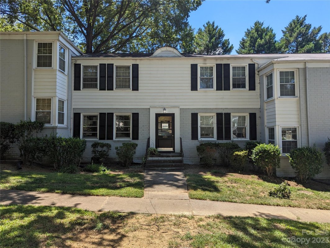 205 Wakefield Drive B