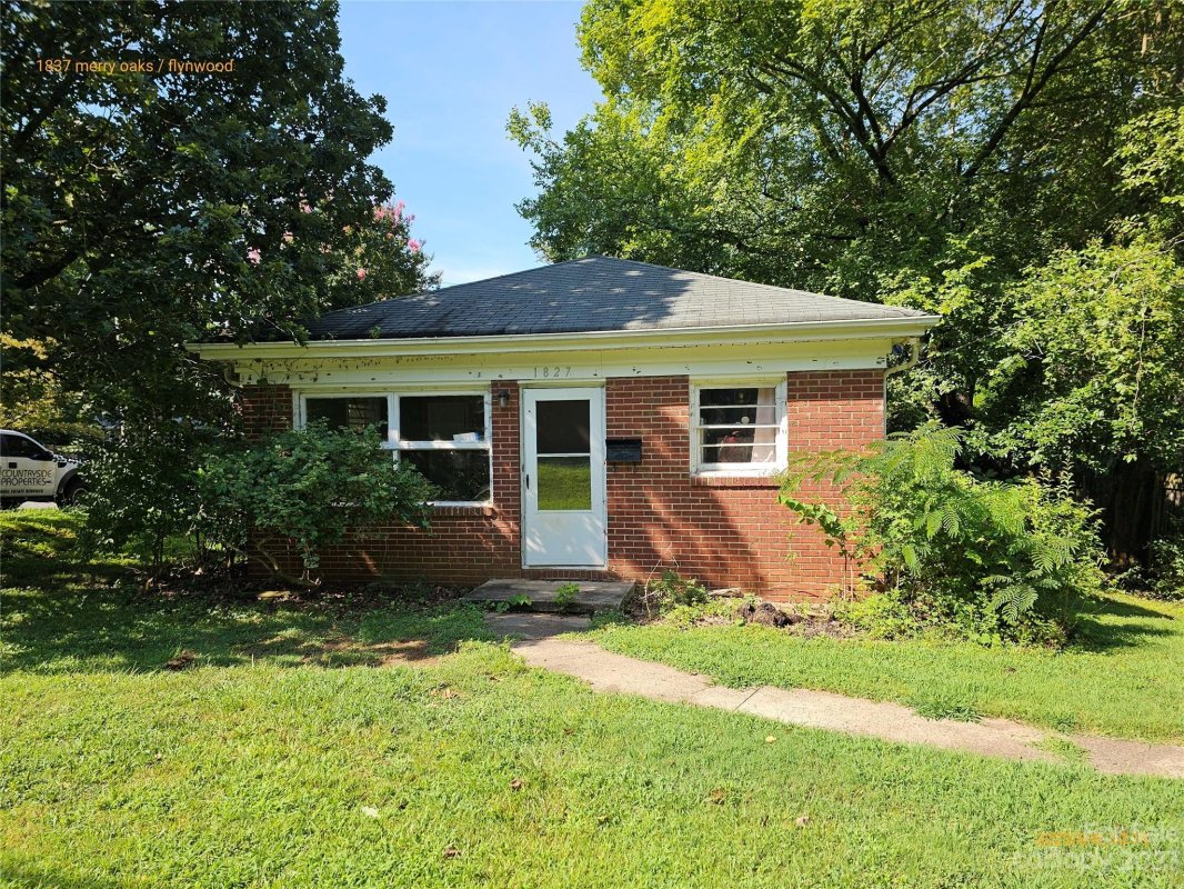 1827 Merry Oaks Road
