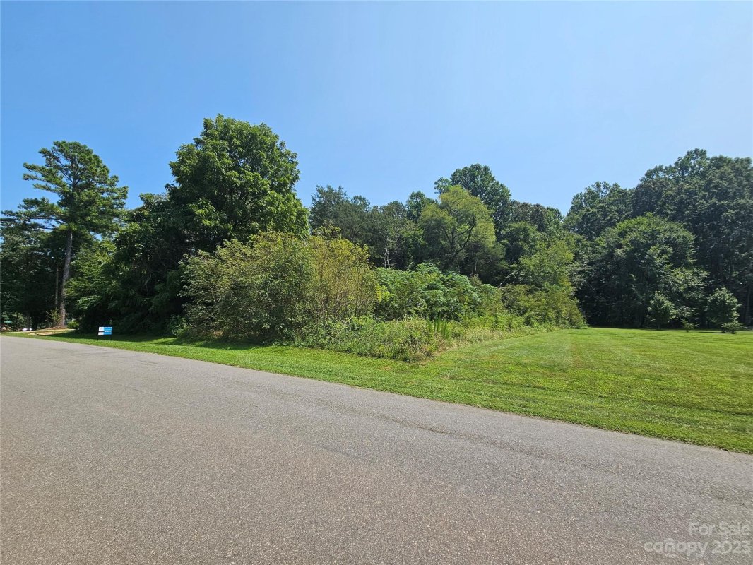 1260 Cranwell Drive