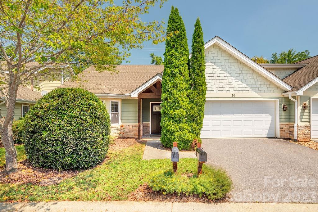 16 Kaylor Drive