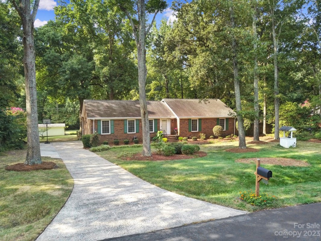14150 Creekside Drive