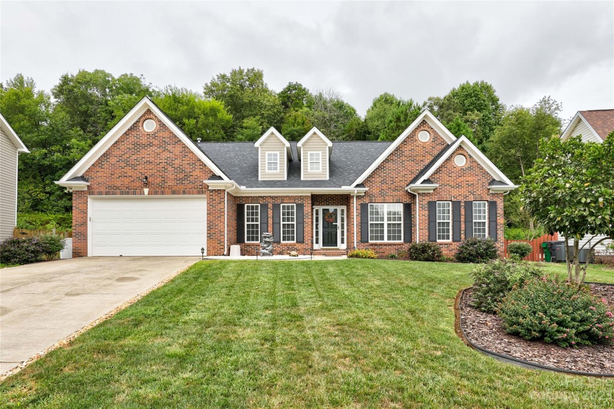 12015 Hampton Place Drive