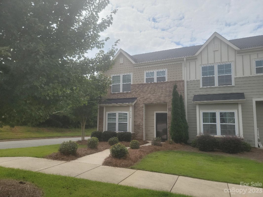 2520 Gallery Drive