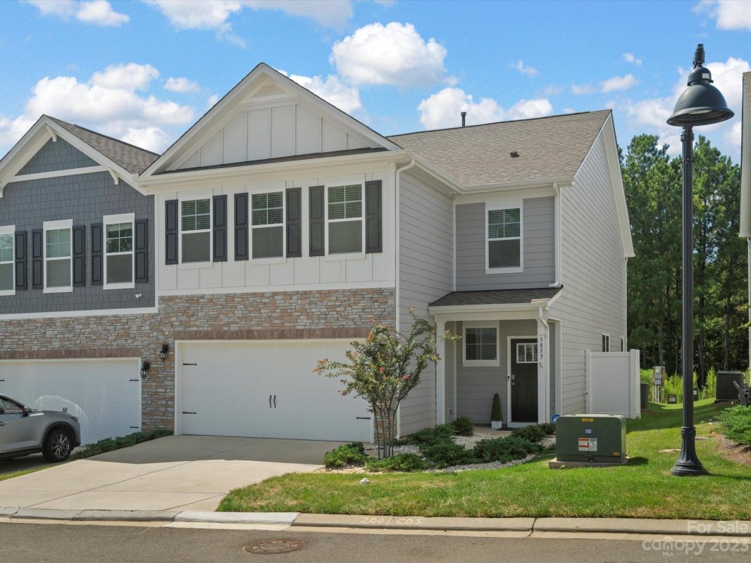 3857 Fairlady Lane
