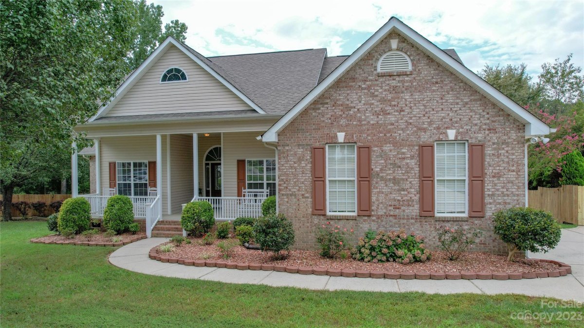 2800 Arrowhead Court