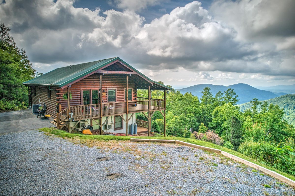 49 Skyline Drive
