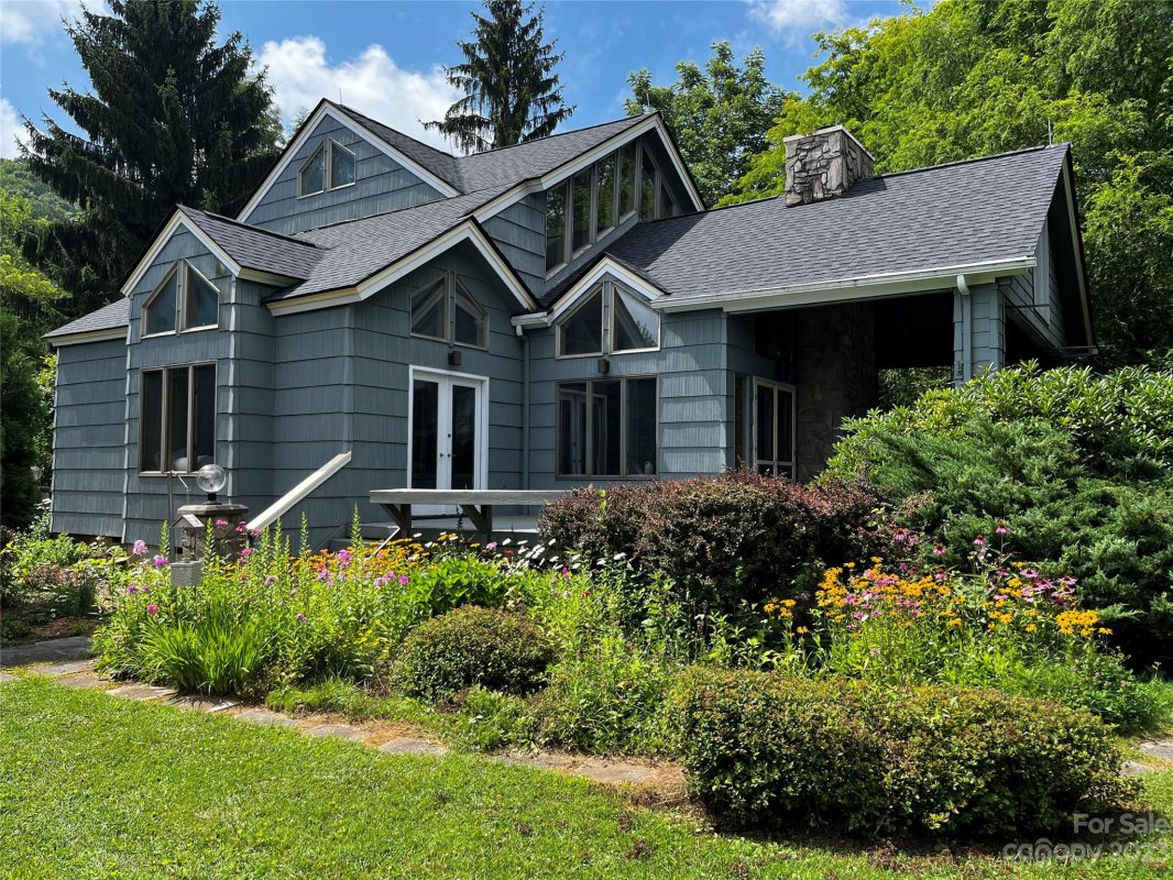 80 Strickland Drive