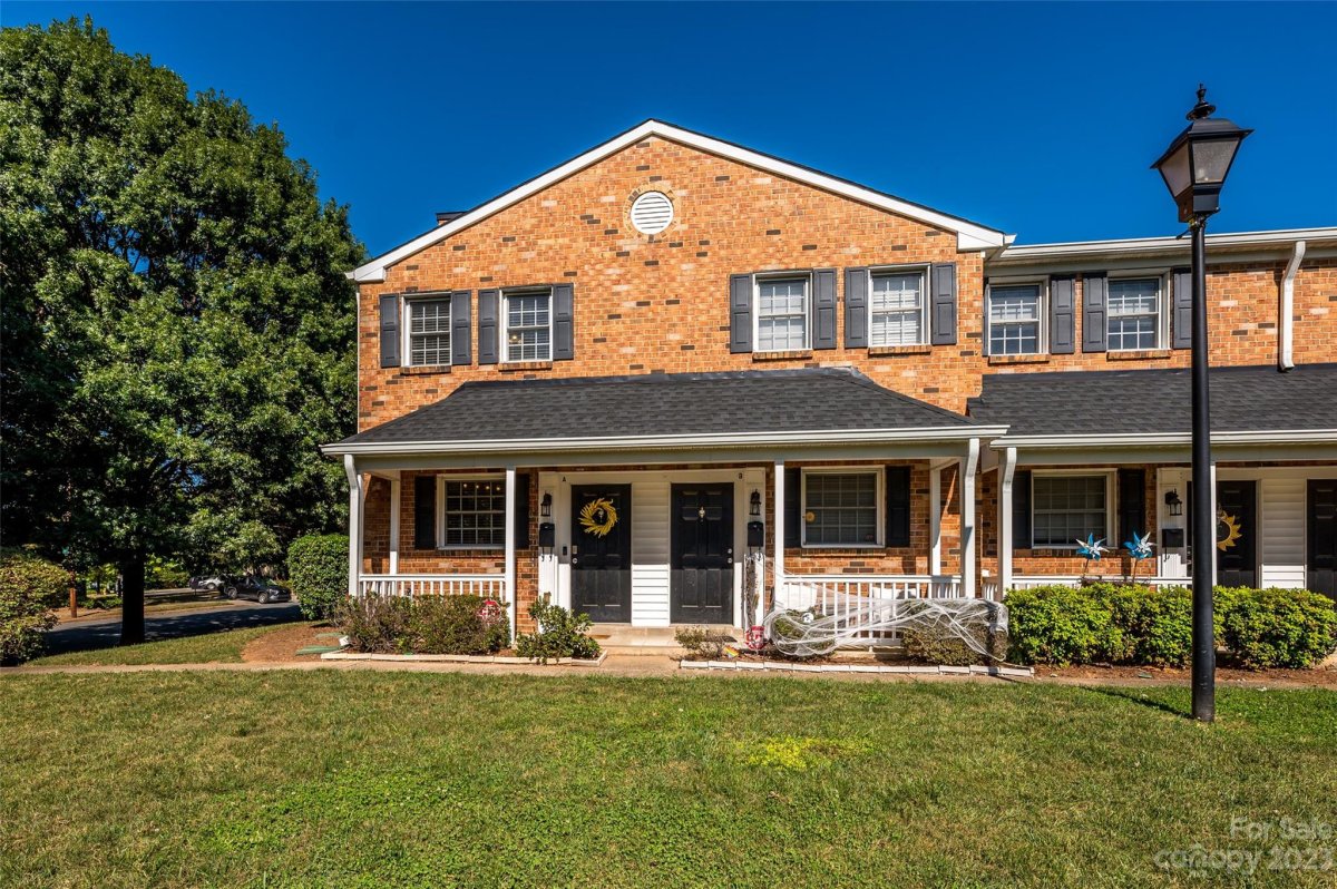 1330 Green Oaks Lane A