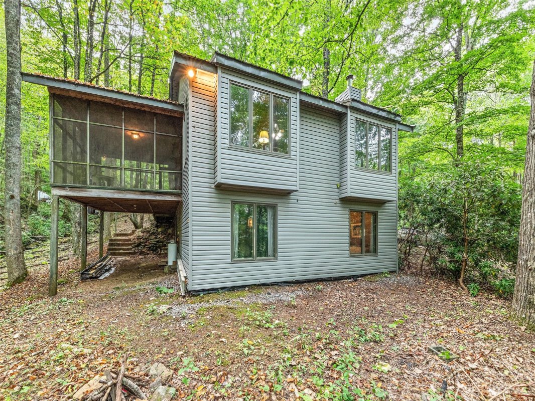 161 Mountain Spring Road